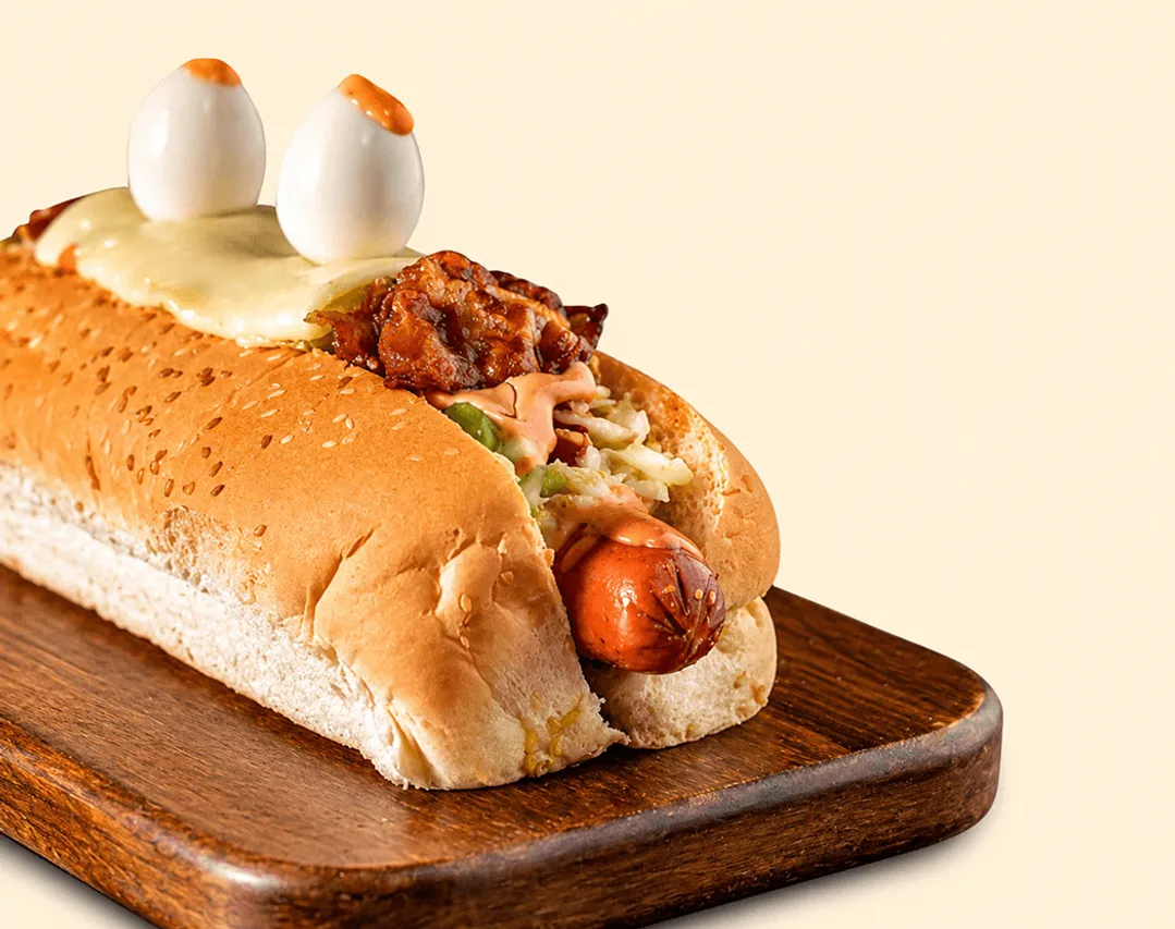 Perro caliente Los Verdes con huevos de codorniz